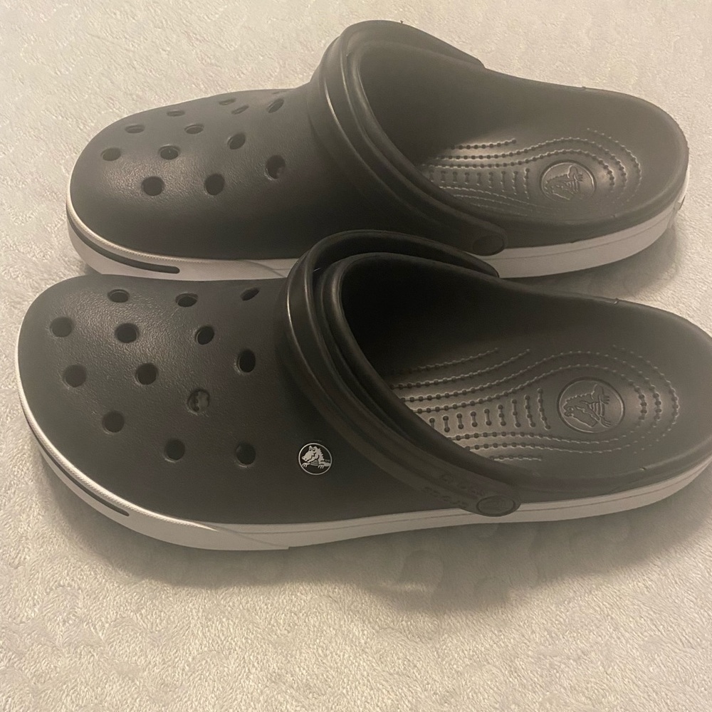 Men’s Crocs Size 13